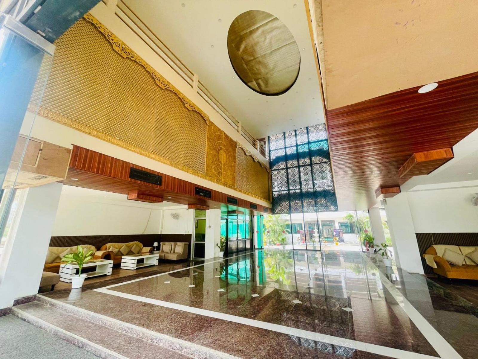 Country Inn Ayodhya - Opposite Airport Bagian luar foto